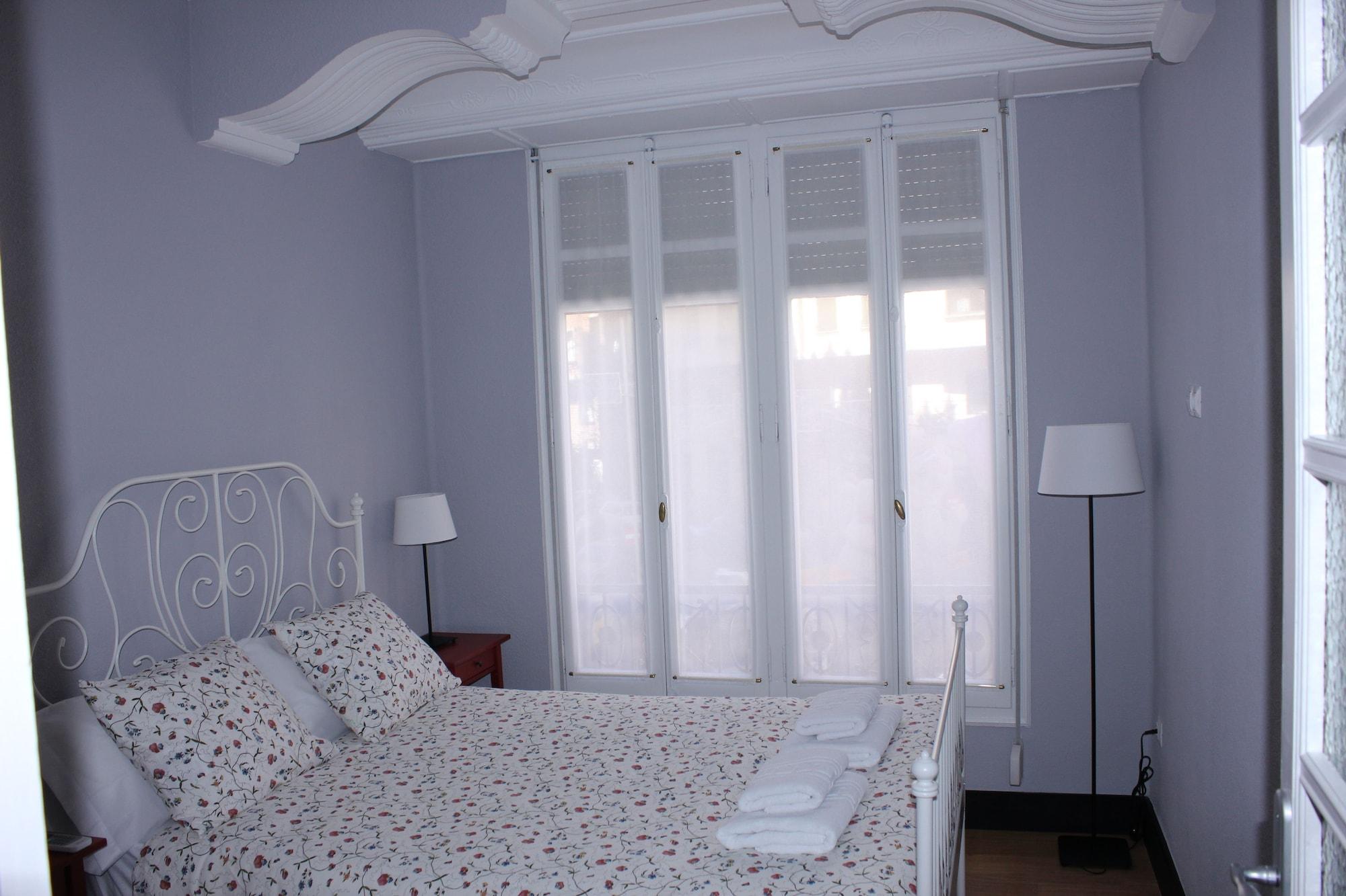Hi Valencia Canovas Екстер'єр фото